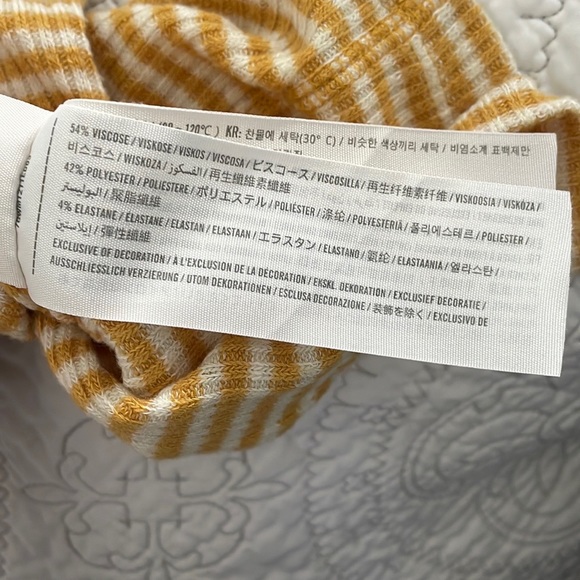 Abercrombie and Fitch tee - Picture 6 of 7